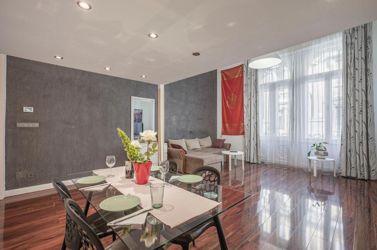 Апартаменти Luxury Art Deco Flat / Big Balcony Будапешт Екстер'єр фото